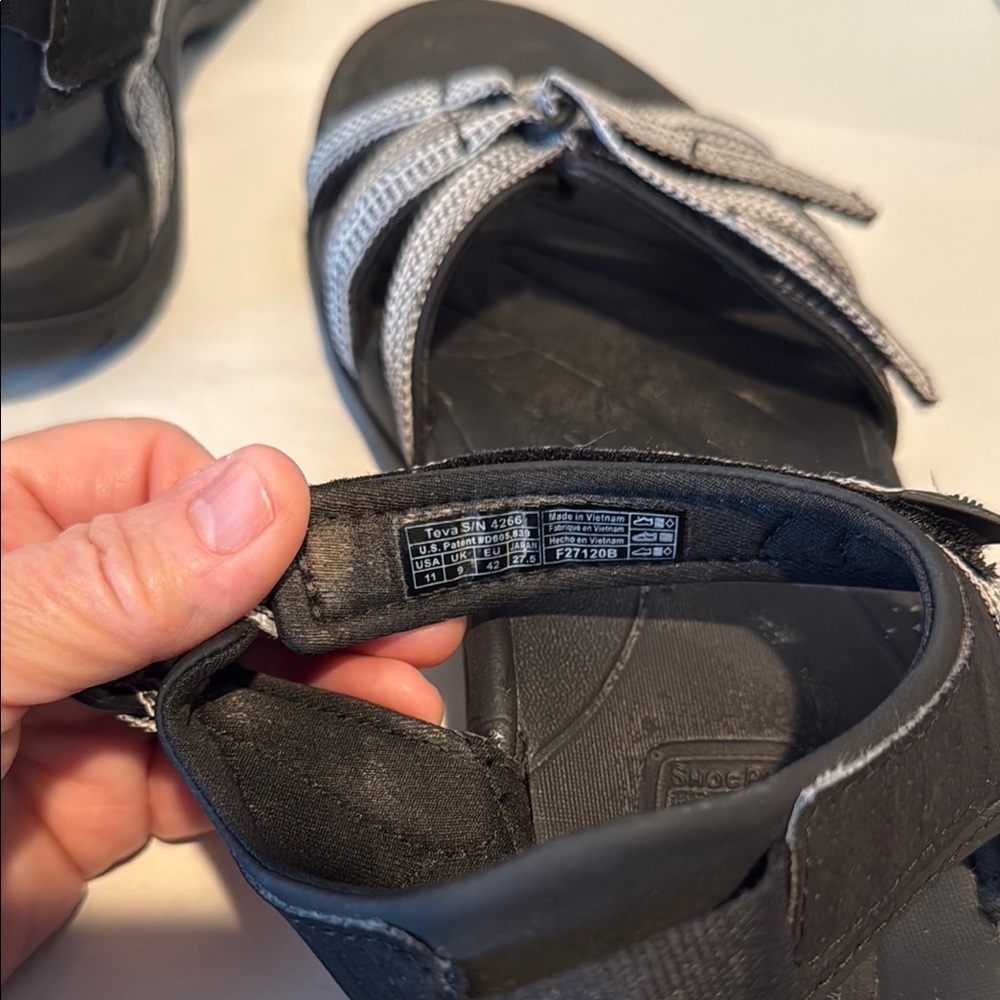 Teva Black and Gray-hiking Sandals. Size 11 - Picture 3 of 7